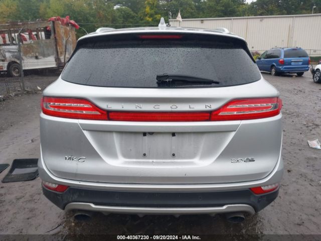 5LMCJ3D99GUJ05426 Lincoln Mkc Reserve