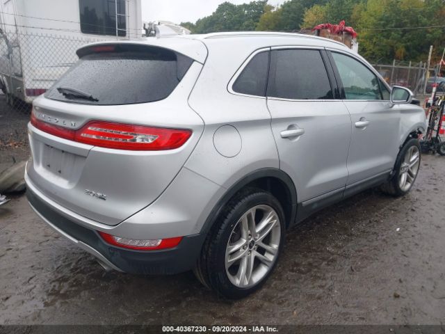 5LMCJ3D99GUJ05426 Lincoln Mkc Reserve