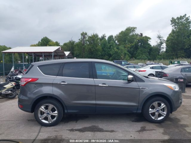 1FMCU0GX2EUA65738 Ford ESCAPE SE