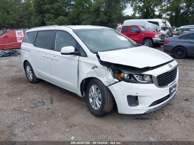 KNDMB5C15J6350932 auction archive image