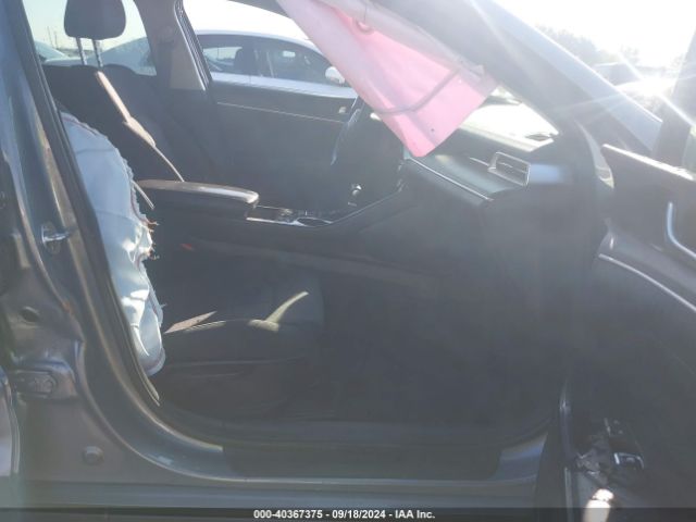 5XXG14J28MG026711 KIA K5 LXS