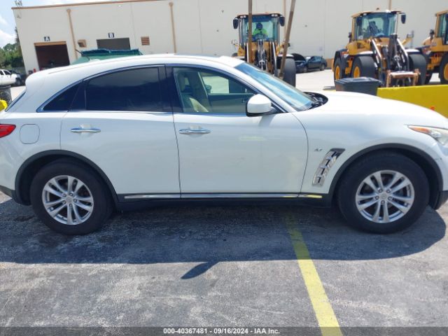 JN8CS1MU9HM143032 Infiniti QX70