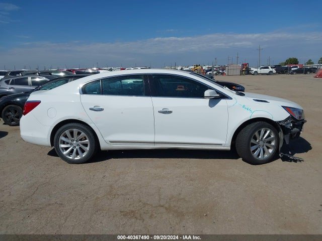 1G4GB5G31GF119202 Buick Lacrosse Leather