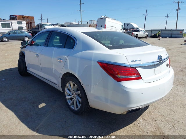 1G4GB5G31GF119202 Buick Lacrosse Leather