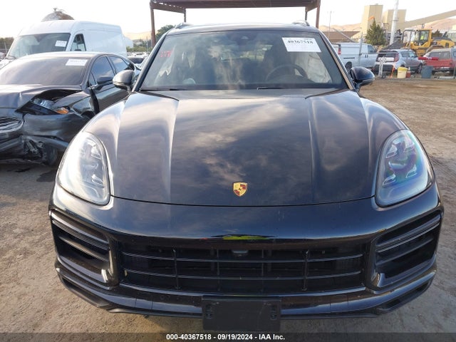 Porsche Cayenne Turbo 2022 WP1AF2AY2NDA44471 Image 12