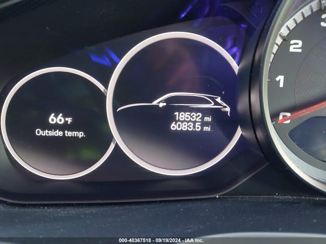 Porsche Cayenne Turbo 2022 WP1AF2AY2NDA44471 Image 15