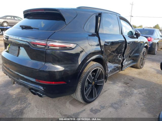 2022 PORSCHE CAYENNE WP1AF2AY2NDA44471 Photo 3