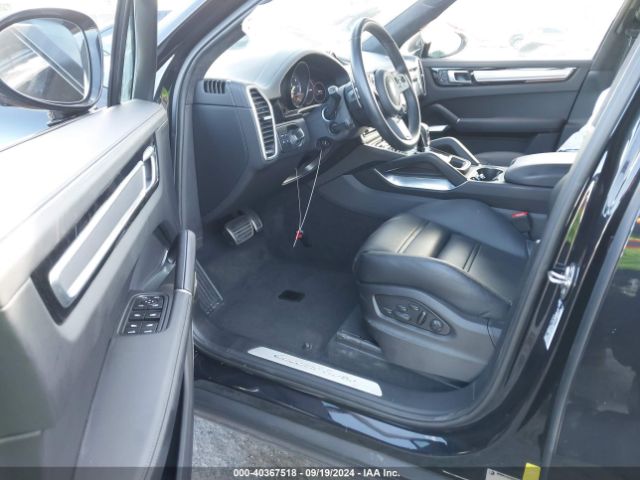 2022 PORSCHE CAYENNE WP1AF2AY2NDA44471 Photo 4