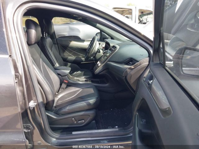 5LMCJ1C99HUL11272 Lincoln Mkc Premiere