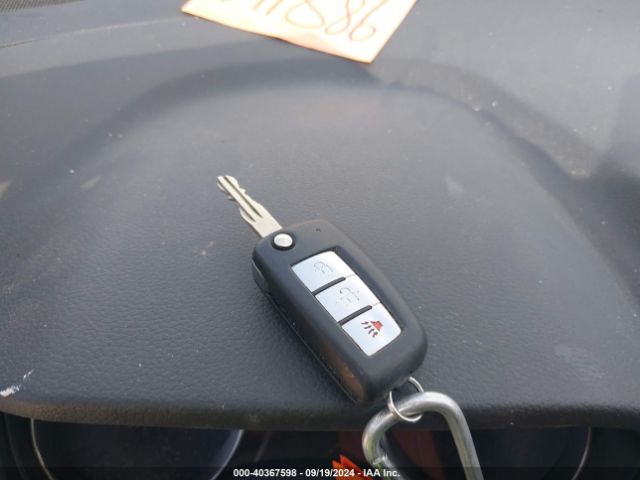 JN1BJ1CP4HW010739 Nissan Rogue Sport S
