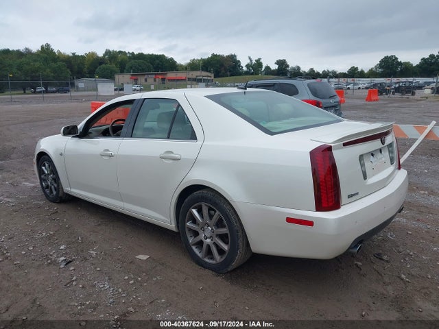 2005 CADILLAC STS 1G6DC67A550205530 Photo 2