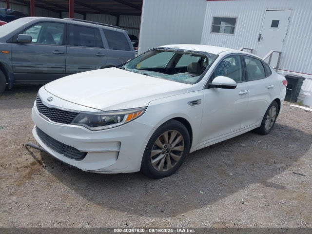 KIA Optima Lx 2016 5XXGT4L37GG036215 Image 2