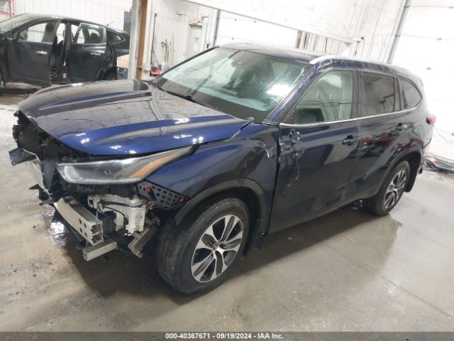 5TDGZRBH1MS112921 Toyota Highlander Xle
