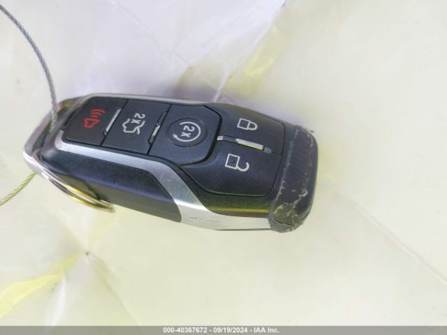 1FA6P8AM6G5276580 Ford Mustang V6