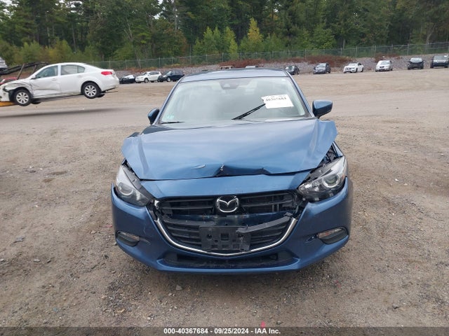 Mazda Mazda3 Touring 2018 3MZBN1V30JM250708 Image 12