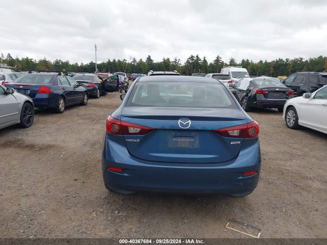 Mazda Mazda3 Touring 2018 3MZBN1V30JM250708 Image 16
