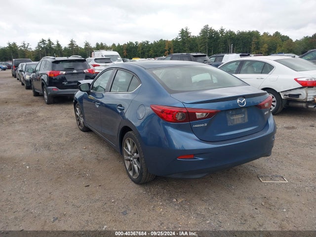 3MZBN1V30JM250708 Mazda Mazda3 Touring