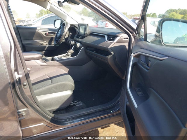 Toyota RAV4 LE 2021 2T3H1RFV3MC133975 Image 5