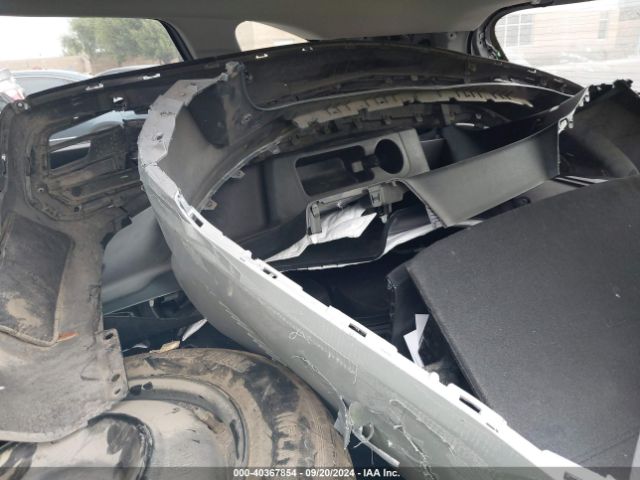 5XYRK4LF9NG093496 KIA Sorento Sx Prestige