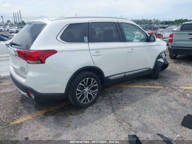 JA4AD3A3XJZ004616 Mitsubishi Outlander Sel