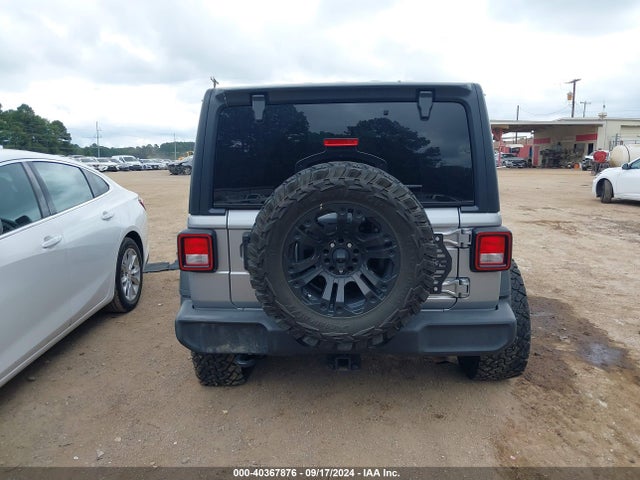 1C4HJXDG3MW662447 Jeep Wrangler Unlimited Sport Altitude 4x4