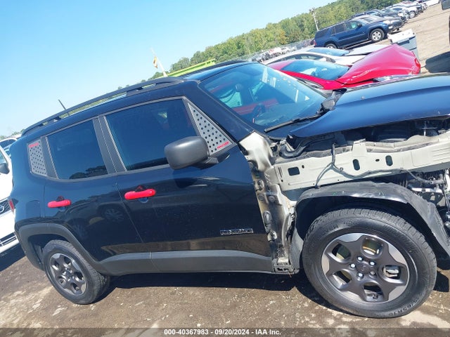 ZACCJAAB7JPH76525 Jeep Renegade Sport Fwd