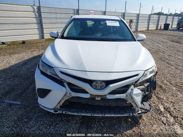 4T1B11HK0JU054874 Toyota CAMRY SE