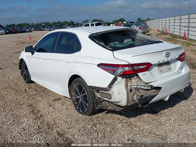 4T1B11HK0JU054874 Toyota CAMRY SE
