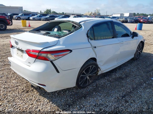 4T1B11HK0JU054874 Toyota CAMRY SE