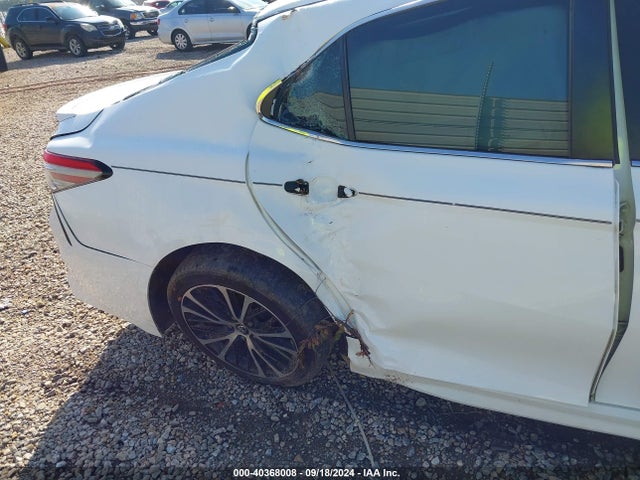 4T1B11HK0JU054874 Toyota CAMRY SE