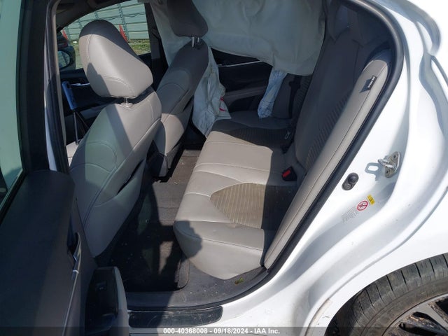 4T1B11HK0JU054874 Toyota CAMRY SE