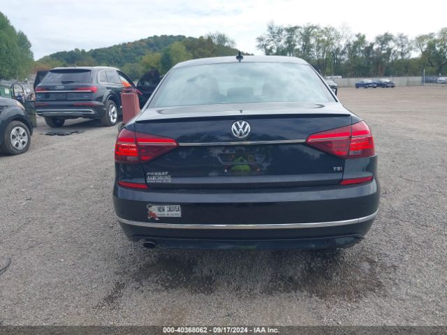 1VWDT7A33HC086258 Volkswagen Passat 1.8t R-line