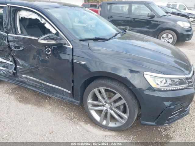 1VWDT7A33HC086258 Volkswagen Passat 1.8t R-line