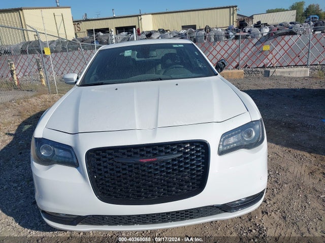 2C3CCABG5NH225820 Chrysler 300 S