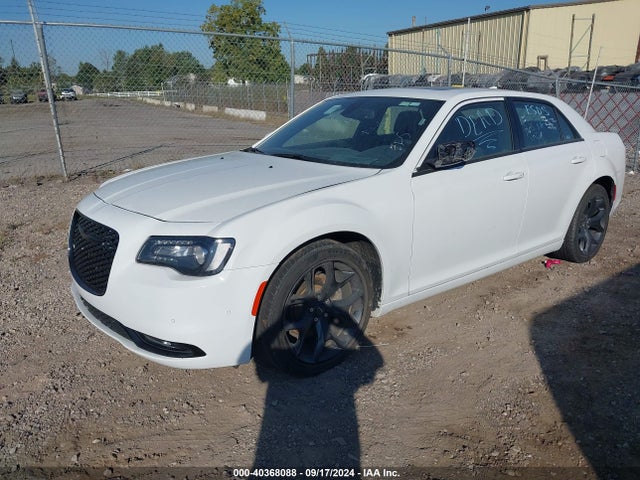 Chrysler 300 S 2022 2C3CCABG5NH225820 Image 2
