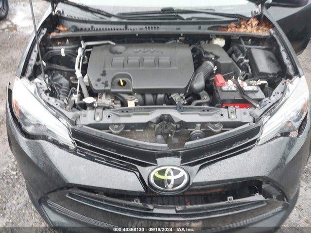 Toyota COROLLA LE 2018 2T1BURHE5JC010239 Image 10