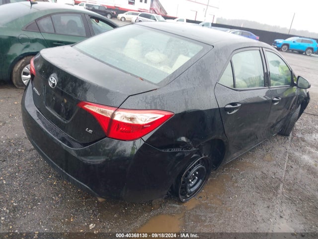Toyota COROLLA LE 2018 2T1BURHE5JC010239 Image 4
