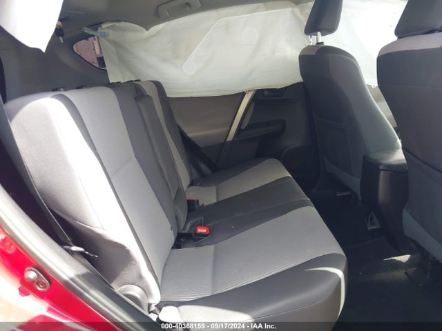 Toyota RAV4 LE 2015 2T3ZFREV8FW199527 Image 8