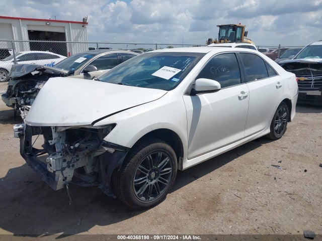 Toyota CAMRY SE 2014 4T1BF1FKXEU736543 Image 2