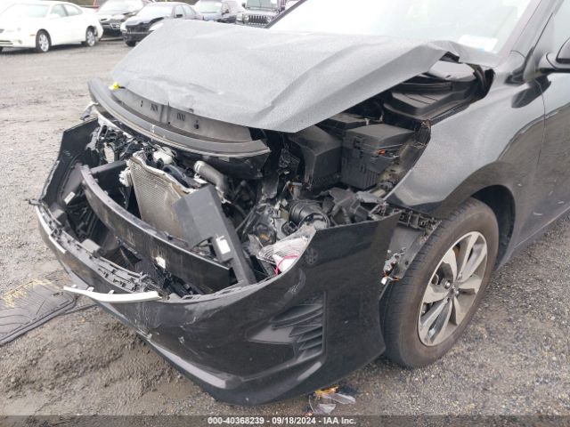3KPA25AD1NE505797 KIA Rio 5-door S