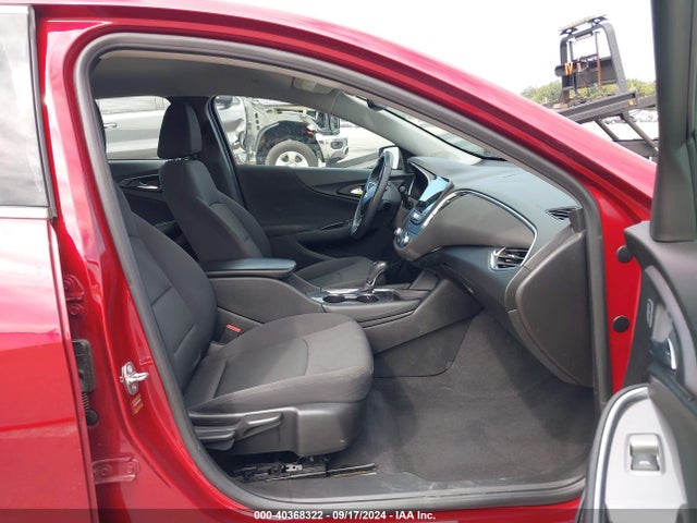 1G1ZE5ST5HF166027 Chevrolet MALIBU 1LT