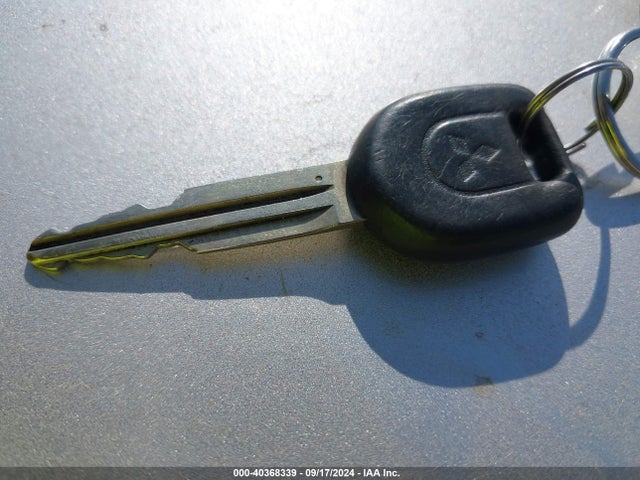2004 MITSUBISHI MONTERO JA4MW51S14J011113 Photo 10