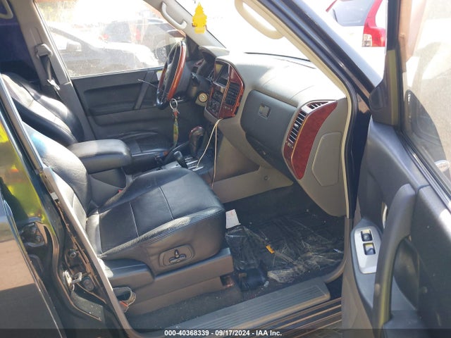 2004 MITSUBISHI MONTERO JA4MW51S14J011113 Photo 4