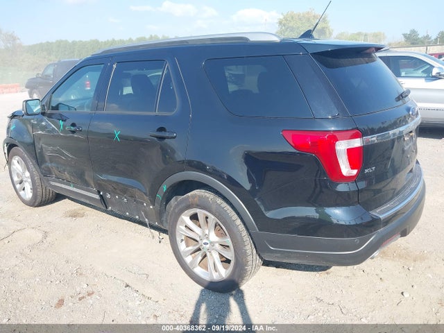 Ford EXPLORER XLT 2018 1FM5K8D88JGB98278 Image 3
