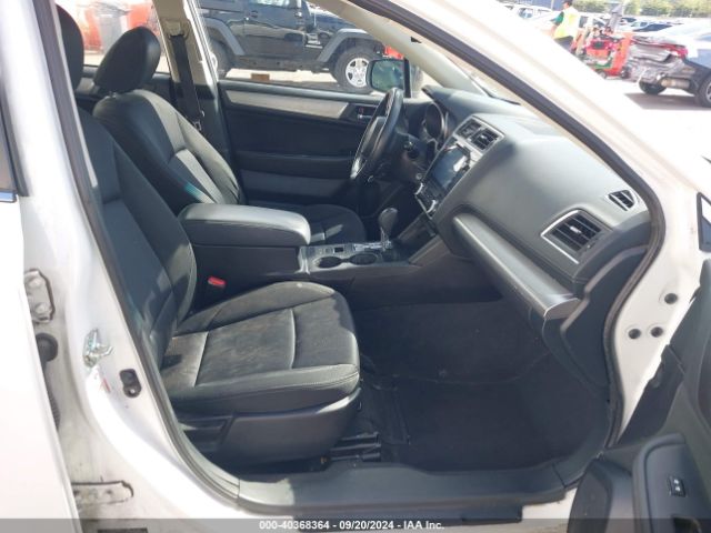 4S3BNAF67J3042886 Subaru Legacy Premium