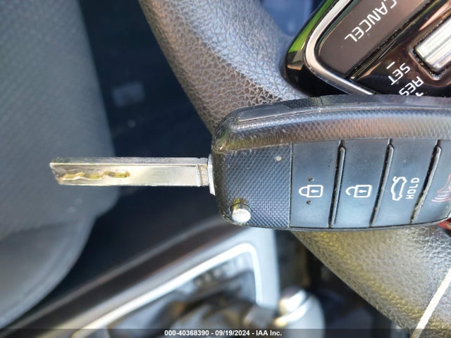 KIA Optima Lx 2019 5XXGT4L34KG344869 Image 11