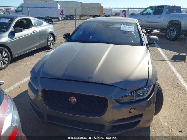 SAJAK4BV5HA955978 Jaguar Xe 35t Prestige