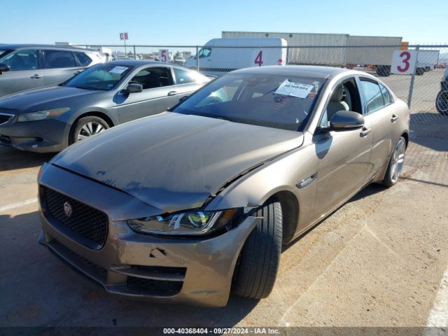 SAJAK4BV5HA955978 Jaguar Xe 35t Prestige
