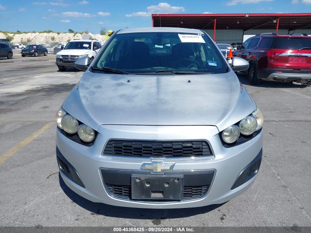Chevrolet Sonic Lt Auto 2015 1G1JC5SG7F4112663 Image 12