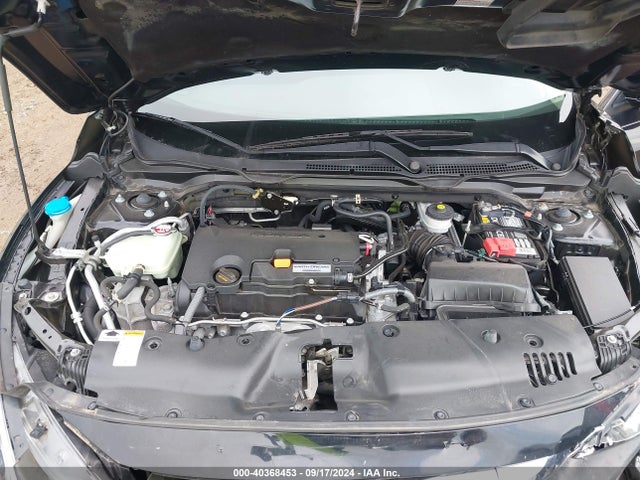 Honda CIVIC EX 2018 19XFC2F75JE041024 Image 10